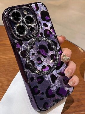 Purple Leopard Print IPhone 14 Pro Max Magsafe Phone Case
